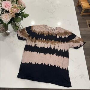 Women’s Gilded Intent shirt (Buckle)